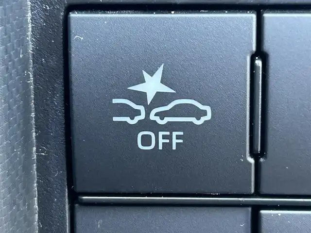 トヨタ ライズ Z 岡山県 2020(令2)年 5.8万km ブラックマイカメタリック/シャイニングホワイトパール 登録時走行距離57562km/純正ナビ：NSZT-W68T/(AM/FM/SD/DISC/TV/Bluetooth)/モデリスタエアロ/スマートアシスト/・衝突回避支援ブレーキ機能/・衝突警報機能/・車線逸脱警報機能/・誤発進抑制制御機能/・先行車発進お知らせ機能/・オートハイビーム /パノラマモニター/レーダークルーズコントロール/ブラインドスポットモニター/シートヒーター(D+N席)/スペアキー×1/ビルトインETC/ドライブレコーダー/プッシュスタート/スマートキー