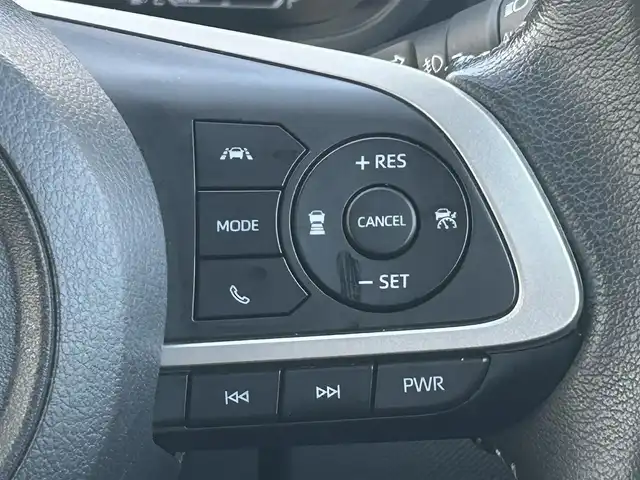 トヨタ ライズ Z 岡山県 2020(令2)年 5.8万km ブラックマイカメタリック/シャイニングホワイトパール 登録時走行距離57562km/純正ナビ：NSZT-W68T/(AM/FM/SD/DISC/TV/Bluetooth)/モデリスタエアロ/スマートアシスト/・衝突回避支援ブレーキ機能/・衝突警報機能/・車線逸脱警報機能/・誤発進抑制制御機能/・先行車発進お知らせ機能/・オートハイビーム /パノラマモニター/レーダークルーズコントロール/ブラインドスポットモニター/シートヒーター(D+N席)/スペアキー×1/ビルトインETC/ドライブレコーダー/プッシュスタート/スマートキー