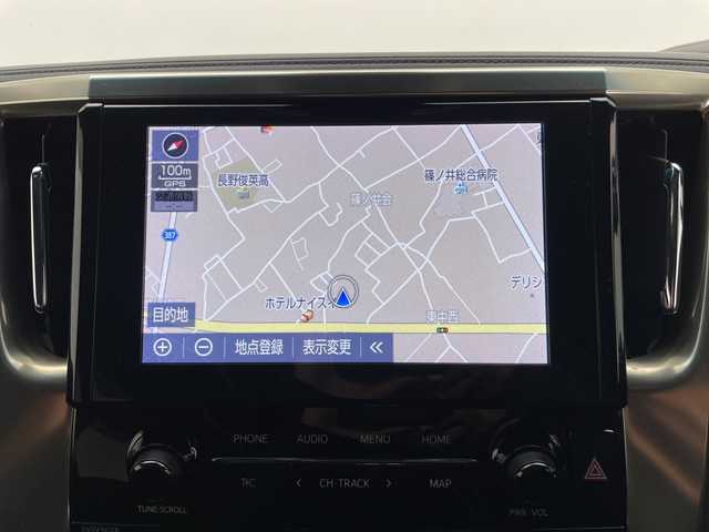 トヨタ アルファード S タイプゴールドⅡ 長野県 2021(令3)年 3.8万km ホワイトパールクリスタルシャイン 4WD/純正メモリナビ&CD&DVD&USB&BT/トヨタセーフティセンス/アダプティブクルーズコントロール/レーントレーシングアシスト/プリクラッシュセーフティ/クリアランスソナー/パーキングサポートブレーキ/ロードサインアシスト/オートマチックハイビーム/アイドリングストップ/先行車発進告知/両側パワースライドドア/パワーバックドア/ハーフレザーシート/ステアリングスイッチ/ウォークスルー/オットマン/バックカメラ/ビルトインETC/LEDヘッドライト/オートライト/フロントフォグランプ/リアフォグランプ/電動格納ミラー/ウィンカーミラー/電動ホールド/オートホールド/純正18インチAW装着/社外フロアマット/純正ドアバイザー/プッシュスタート/スマートキー