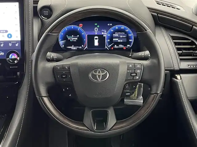 トヨタ アルファード Z 愛知県 2024(令6)年 1.8万km プラチナホワイトパールマイカ 純正１４型ナビ　独立ムーンルーフ　モデリスタエアロ　モデリスタマフラー　ユニバーサルステップ　デジタルインナーミラー　黒革　シートヒーター　前後ドラレコ　セーフティセンス　衝突軽減　追従クルコン　ＢＳＭ　ワイヤレス充電　ナノイーXエアコン　パワーバックドア　両側パワースライドドア　LEDオートライト　フォグランプ　コーナーセンサー　オットマン　ETC２．０　ステアリングヒーター　シートベンチレーション　コーナーセンサー　保証書　取説　ワンオーナー