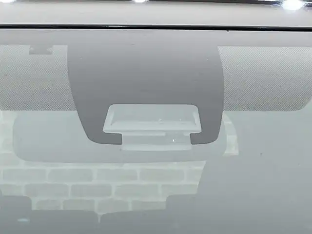 トヨタ ヴォクシー V 岩手県 2016(平28)年 8万km ブラック ワンオーナー/４WD/寒冷地仕様/ALPINE後席モニター/ALPINEビッグX10インチナビ/両側パワースライドドア/トヨタセーフティセンスC/プリクラッシュセーフティ/レーンディパーチャーアラート/オートマチックハイビーム/先行車発進お知らせ機能/MTモード付AT/横滑り防止装置/アイドリングストップ/ウインドシールドデアイサー/ロールサンシェード/ウォークスルー/フルセグTV/バックカメラ/ETC/リヤオートエアコン/LEDヘッドランプ/純正１５インチアルミホイール