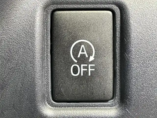 トヨタ ヴォクシー V 岩手県 2016(平28)年 8万km ブラック ワンオーナー/４WD/寒冷地仕様/ALPINE後席モニター/ALPINEビッグX10インチナビ/両側パワースライドドア/トヨタセーフティセンスC/プリクラッシュセーフティ/レーンディパーチャーアラート/オートマチックハイビーム/先行車発進お知らせ機能/MTモード付AT/横滑り防止装置/アイドリングストップ/ウインドシールドデアイサー/ロールサンシェード/ウォークスルー/フルセグTV/バックカメラ/ETC/リヤオートエアコン/LEDヘッドランプ/純正１５インチアルミホイール