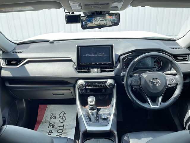 トヨタ ＲＡＶ４ G Zパッケージ 三重県 2019(令1)年 3.7万km ホワイトパールクリスタルシャイン 純正９型ナビ　フルセグＴＶ　Bluetooth対応　衝突軽減ブレーキ　レーンキープ　追従型クルーズコントロール　BSM　標識認識　デジタルインナーミラー　ビルトインETC　電動リアゲート　パワーシート　シートヒーター　ステアリングヒーター　シートメモリー　純正アルミ19インチ　オートライト　サイドエアバック　LEDヘッドライト　フォグランプ