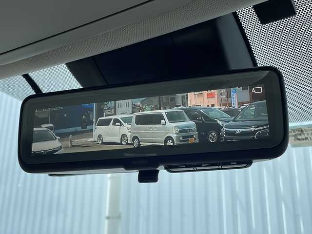 トヨタ ＲＡＶ４ G Zパッケージ 三重県 2019(令1)年 3.7万km ホワイトパールクリスタルシャイン 純正９型ナビ　フルセグＴＶ　Bluetooth対応　衝突軽減ブレーキ　レーンキープ　追従型クルーズコントロール　BSM　標識認識　デジタルインナーミラー　ビルトインETC　電動リアゲート　パワーシート　シートヒーター　ステアリングヒーター　シートメモリー　純正アルミ19インチ　オートライト　サイドエアバック　LEDヘッドライト　フォグランプ