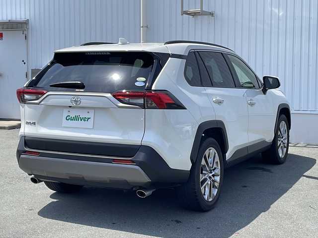 トヨタ ＲＡＶ４ G Zパッケージ 三重県 2019(令1)年 3.7万km ホワイトパールクリスタルシャイン 純正９型ナビ　フルセグＴＶ　Bluetooth対応　衝突軽減ブレーキ　レーンキープ　追従型クルーズコントロール　BSM　標識認識　デジタルインナーミラー　ビルトインETC　電動リアゲート　パワーシート　シートヒーター　ステアリングヒーター　シートメモリー　純正アルミ19インチ　オートライト　サイドエアバック　LEDヘッドライト　フォグランプ