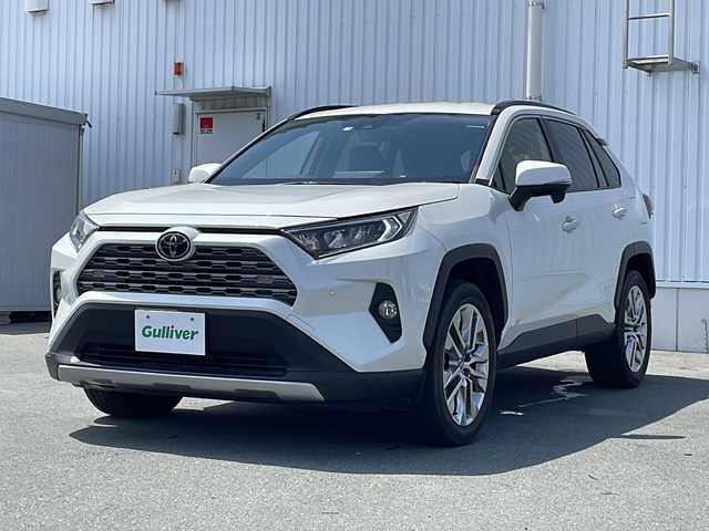 トヨタ ＲＡＶ４ G Zパッケージ 三重県 2019(令1)年 3.7万km ホワイトパールクリスタルシャイン 純正９型ナビ　フルセグＴＶ　Bluetooth対応　衝突軽減ブレーキ　レーンキープ　追従型クルーズコントロール　BSM　標識認識　デジタルインナーミラー　ビルトインETC　電動リアゲート　パワーシート　シートヒーター　ステアリングヒーター　シートメモリー　純正アルミ19インチ　オートライト　サイドエアバック　LEDヘッドライト　フォグランプ