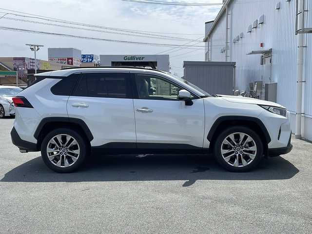 トヨタ ＲＡＶ４ G Zパッケージ 三重県 2019(令1)年 3.7万km ホワイトパールクリスタルシャイン 純正９型ナビ　フルセグＴＶ　Bluetooth対応　衝突軽減ブレーキ　レーンキープ　追従型クルーズコントロール　BSM　標識認識　デジタルインナーミラー　ビルトインETC　電動リアゲート　パワーシート　シートヒーター　ステアリングヒーター　シートメモリー　純正アルミ19インチ　オートライト　サイドエアバック　LEDヘッドライト　フォグランプ