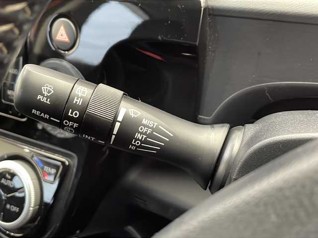 トヨタ アクア クロスオーバー 栃木県 2017(平29)年 4.3万km オレンジパールクリスタルシャイン 禁煙車/純正メモリナビ（NSZN-W64T）/(CD/DVD/フルセグテレビ/Bluetooth)/バックカメラ/ETC/ハーフレザーシート/スマートキー×2/オートライト/LEDヘッドライト/フロントフォグライト/純正フロアマット
