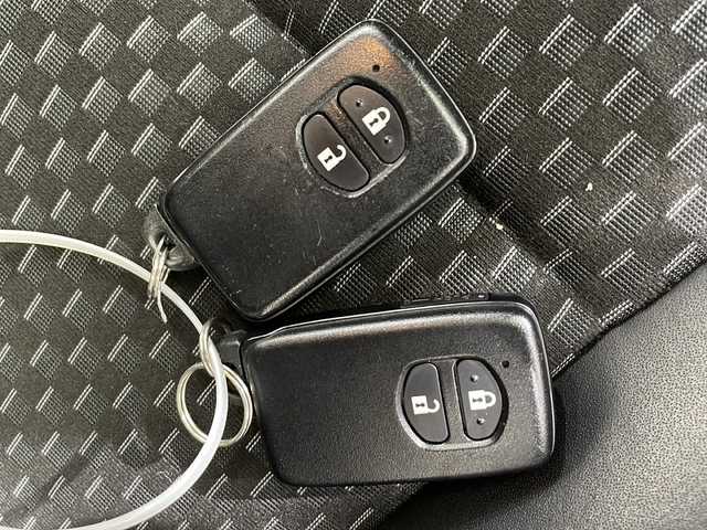 トヨタ アクア クロスオーバー 栃木県 2017(平29)年 4.3万km オレンジパールクリスタルシャイン 禁煙車/純正メモリナビ（NSZN-W64T）/(CD/DVD/フルセグテレビ/Bluetooth)/バックカメラ/ETC/ハーフレザーシート/スマートキー×2/オートライト/LEDヘッドライト/フロントフォグライト/純正フロアマット