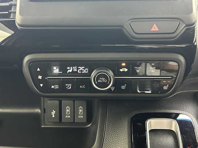 ホンダ Ｎ ＢＯＸ カスタム L 岡山県 2023(令5)年 2.3万km プラチナホワイトパール 純正ナビ　(VXM-224VFi)/【CD/DVD再生/BT/フルセグ/USB】/両側電動スライドドア/レーダークルーズコントロール/ビルトインＥＴＣ　/シートヒーター　前席/ＬＥＤヘッドライト　/バックカメラ/コーナセンサー　後　/オートハイビーム　/禁煙車/スペアキー×1/オートブレーキホールド/アイドリングストップ/シートバックテーブル/後席サンシェイド/ドアバイザー/ホンダセンシング