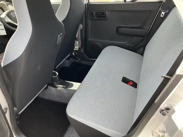 マツダ キャロル GL 広島県 2016(平28)年 0.7万km シルキーシルバーメタリック レーダーブレーキ/アイドリングストップ/シートヒーター（運転席）/マニュアルエアコン/キーレスキー/純正CDオーディオ/新車保証書/取扱説明書