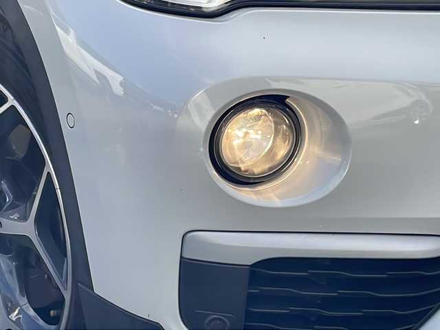 ＢＭＷ Ｘ１ xDrive 18d xライン 長野県 2017(平29)年 8.9万km ミネラルホワイト 禁煙車/4WD/ターボ/純正HDDナビ/・CD/DVD/Bluetooth/AUX/USB入力端子/バックカメラ/アイドリングストップ/ハーフレザーシート/純正AW/横滑り防止装置/コーナーセンサー/ダウンヒルアシストコントロール/ミラーインETC/ドライブレコーダー/LIMボタン(ドアロックボタン)/ブレーキホールド/ルーフレール/革巻きステアリング/ステアリングスイッチ/スマートキー/プッシュスタート/電動格納ミラー/カーテンエアバック