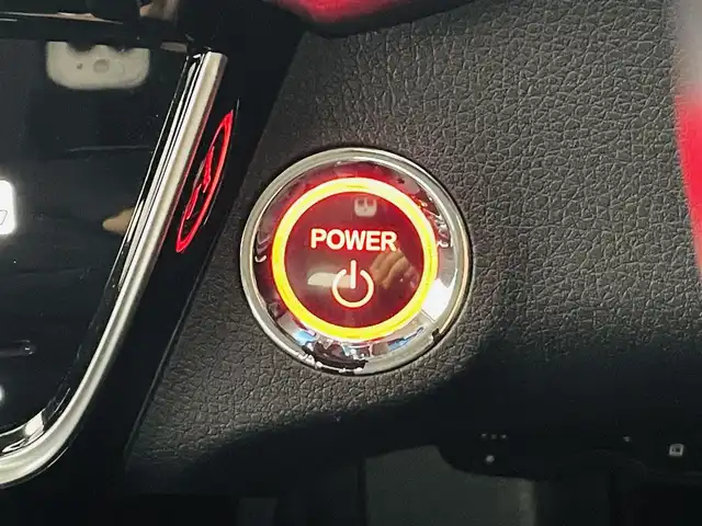 ホンダ ヴェゼル ハイブリッド Z ホンダセンシング 福島県 2018(平30)年 6.8万km ミッドナイトブルービームM ホンダセンシング/・衝突軽減ブレーキシステム/・路外逸脱抑制機能/・アダプティブクルーズコントロール/社外ナビゲーション/・型式：CN-E320D/・BluetoothTVCD/・バックカメラ/・ETC/前方ドライブレコーダー/プッシュスタート/・スマートキー/・スペアキー/電子パーキング/・オートホールド/革巻きステアリング/・ステアリングスイッチ/電動格納ミラー/ドアバイザー/純正フロアマット/LEDライト/・フォグライト