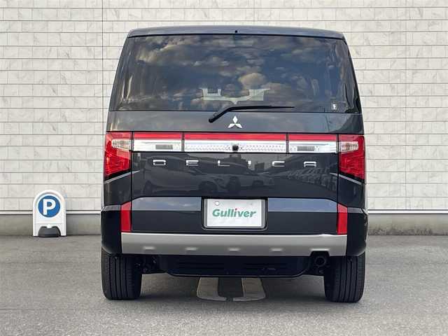 三菱 デリカＤ：５ P 福岡県 2022(令4)年 0.5万km グラファイトグレーメタリック/ブラックマイカ ALPINE11型ナビ(フルセグTV/CD/DVD/BT)/全方位/オートホールド/ブラインドスポット/クルコン/ドラレコ/両側電動/電動リア/ETC/シートヒーター/ハンドルヒーター/USB/純正LED/純正アルミホイール/スペアキー/スマートキー/プッシュスタート