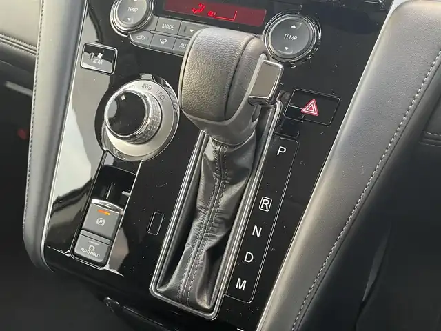 三菱 デリカＤ：５ P 福岡県 2022(令4)年 0.5万km グラファイトグレーメタリック/ブラックマイカ ALPINE11型ナビ(フルセグTV/CD/DVD/BT)/全方位/オートホールド/ブラインドスポット/クルコン/ドラレコ/両側電動/電動リア/ETC/シートヒーター/ハンドルヒーター/USB/純正LED/純正アルミホイール/スペアキー/スマートキー/プッシュスタート