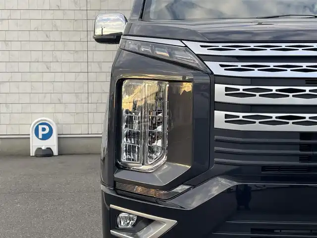三菱 デリカＤ：５ P 福岡県 2022(令4)年 0.5万km グラファイトグレーメタリック/ブラックマイカ ALPINE11型ナビ(フルセグTV/CD/DVD/BT)/全方位/オートホールド/ブラインドスポット/クルコン/ドラレコ/両側電動/電動リア/ETC/シートヒーター/ハンドルヒーター/USB/純正LED/純正アルミホイール/スペアキー/スマートキー/プッシュスタート