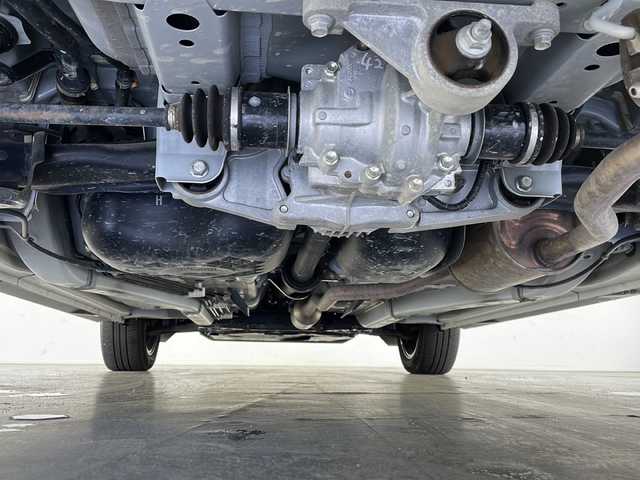 トヨタ ライズ Z 長野県 2021(令3)年 3万km ブラックマイカメタリック/シャイニングホワイトパール 4WD/ワンオーナー/純正ディスプレイオーディオ&フルセグTV&USB&BT/トヨタセーフティセンス/アダプティブクルーズコントロール/レーントレーシングアシスト/プリクラッシュセーフティ/コーナーセンサー/オートマチックハイビーム/先行車発進告知/アイドリングストップ/社外前後ドライブレコーダー/寒冷地仕様/フロントワイパーデアイサー/リアフォグランプ/前席シートヒーター/ステアリングスイッチ/革調シートカバー/全方位カメラ/ビルトインETC/LEDヘッドライト/オートライト/フロントフォグランプ/電動格納ミラー/ウィンカーミラー/純正17インチAW装着/純正フロアマット/純正ドアバイザー/プッシュスタート/スマートキー/スペアキー1本/純正エンジンスターター/取扱説明書/保証書