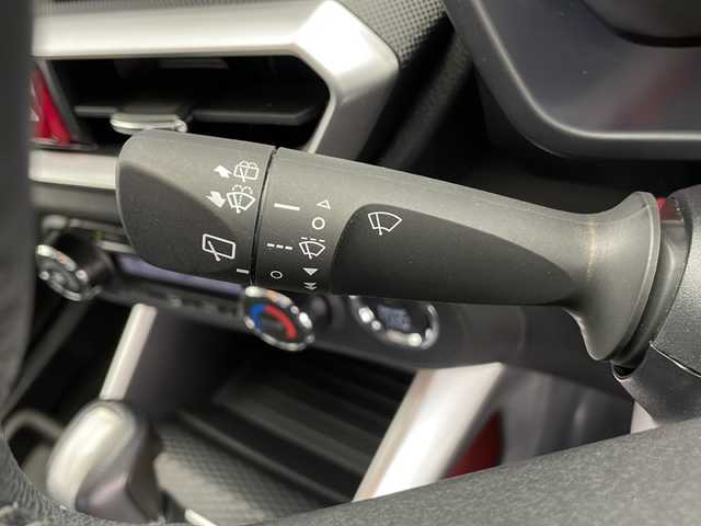 トヨタ ライズ Z 新潟県 2021(令3)年 3万km ブラックマイカメタリック/シャイニングホワイトパール 4WD/ワンオーナー/純正ディスプレイオーディオ&フルセグTV&USB&BT/トヨタセーフティセンス/アダプティブクルーズコントロール/レーントレーシングアシスト/プリクラッシュセーフティ/コーナーセンサー/オートマチックハイビーム/先行車発進告知/アイドリングストップ/社外前後ドライブレコーダー/寒冷地仕様/フロントワイパーデアイサー/リアフォグランプ/前席シートヒーター/ステアリングスイッチ/革調シートカバー/全方位カメラ/ビルトインETC/LEDヘッドライト/オートライト/フロントフォグランプ/電動格納ミラー/ウィンカーミラー/純正17インチAW装着/純正フロアマット/純正ドアバイザー/プッシュスタート/スマートキー/スペアキー1本/純正エンジンスターター/取扱説明書/保証書