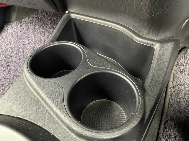 トヨタ アクア S スタイルブラック 茨城県 2016(平28)年 6.5万km ライムホワイトパールクリスタルシャイン 純正9型ナビ/バックカメラ/フルセグ/衝突被害軽減ブレーキ/車線逸脱抑制装置/オートマチックハイビーム/ETC/純正15インチAW/LEDヘッドライト/スマートキー