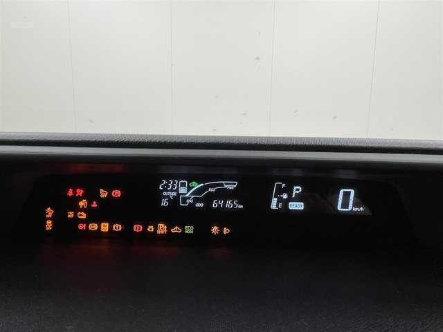 トヨタ アクア S スタイルブラック 茨城県 2016(平28)年 6.5万km ライムホワイトパールクリスタルシャイン 純正9型ナビ/バックカメラ/フルセグ/衝突被害軽減ブレーキ/車線逸脱抑制装置/オートマチックハイビーム/ETC/純正15インチAW/LEDヘッドライト/スマートキー