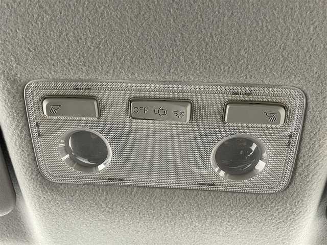 トヨタ アクア S スタイルブラック 茨城県 2016(平28)年 6.5万km ライムホワイトパールクリスタルシャイン 純正9型ナビ/バックカメラ/フルセグ/衝突被害軽減ブレーキ/車線逸脱抑制装置/オートマチックハイビーム/ETC/純正15インチAW/LEDヘッドライト/スマートキー