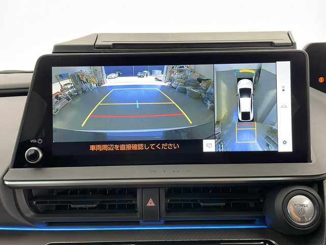 トヨタ プリウス Z 長野県 2023(令5)年 4.1万km プラチナホワイトパールマイカ 4WD/純正メモリナビ&フルセグTV&USB&BT/トヨタセーフティセンス/アダプティブクルーズコントロール/レーンキープアシスト/プリクラッシュセーフティ/クリアランスソナー/ブラインドスポットモニター/プロアクティブドライビングアシスト/パーキングサポートブレーキ/リアカメラディテクション/リアクロストラフィックアラート/オートマチックハイビーム/後方車両接近告知/安心降車アシスト/純正前方ドライブレコーダー/パワーバックドア/合皮シート/前席エアシート/前席シートヒーター/運転席パワーシート/運転席シートメモリ/ステアリングスイッチ/ステアリングヒーター/全方位カメラ/ビルトインETC2.0/LEDヘッドライト/オートライト/電動格納ミラー/ウィンカーミラー/ドアミラーヒーター/電動ホールド/オートホールド/純正19インチAW装着/純正フロアマット/フロントワイパーデアイサー/プッシュスタート/スマートキー/スペアキー1本