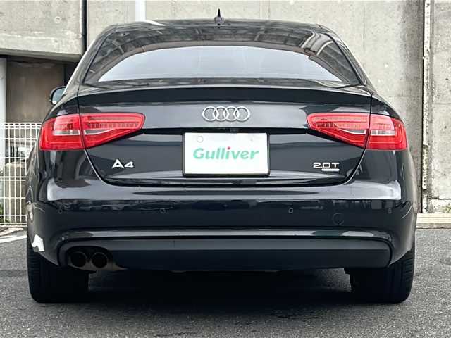 アウディ Ａ４ 2．0 TFSI クワトロ 愛知県 2012(平24)年 12.7万km ファントムブラックパールエフェクト 純正HDDナビ/フルセグTV・CD・DVD・Bluetooth・SD/前席パワーシート/Rライン専用サスペンション（純正サスペンションあり）/パークトロニック/パドルシフト/HIDヘッドライト/オートライト/本革巻きステアリング/アイドリングストップ/ビルトインETC/プッシュスタート/ISOFIX/電動格納ミラー/横滑り防止機能/純正フロアマット