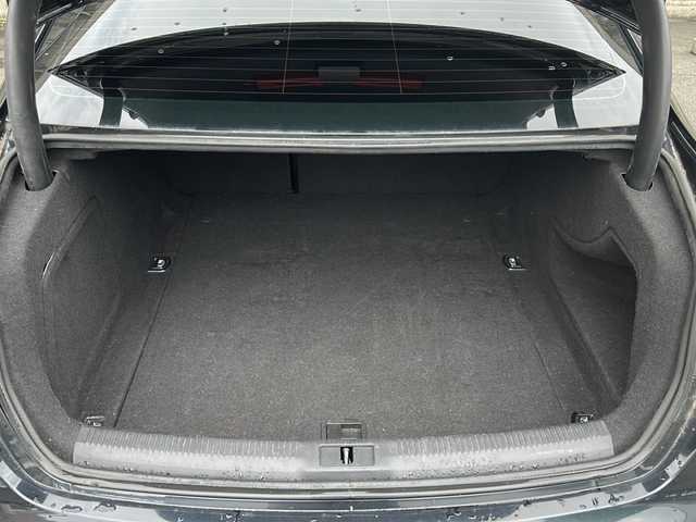アウディ Ａ４ 2．0 TFSI クワトロ 愛知県 2012(平24)年 12.7万km ファントムブラックパールエフェクト 純正HDDナビ/フルセグTV・CD・DVD・Bluetooth・SD/前席パワーシート/Rライン専用サスペンション（純正サスペンションあり）/パークトロニック/パドルシフト/HIDヘッドライト/オートライト/本革巻きステアリング/アイドリングストップ/ビルトインETC/プッシュスタート/ISOFIX/電動格納ミラー/横滑り防止機能/純正フロアマット