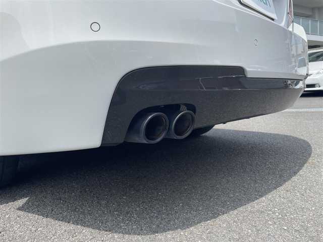 ＢＭＷ ５２３ｄ ブルーパフォーマンス Mスポーツ 静岡県 2013(平25)年 6万km アルピンホワイトⅢ 純正18インチアルミホイール/前席パワーシート/HIDライト/パドルシフト/アイドリングストップ/スマートキー/プッシュスタート/ビルトインETC/クルーズコントロール/新車時保証書/取扱説明書