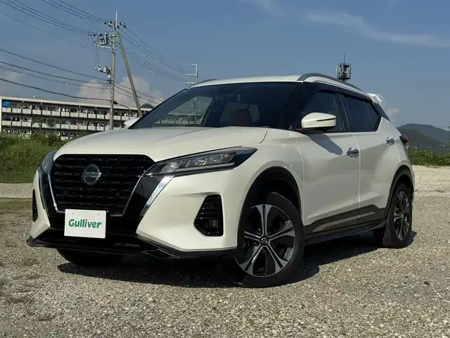 日産 キックス X ツートーンインテリアED 兵庫県 2021(令3)年 3.5万km ブリリアントホワイトパール 純正9インチナビ/全方位モニター/デジタルインナーミラー/ETC/純正OPフルエアロ(F/S/RU/R)/Bluetooth接続可/フルセグTV/レザーシート(黒/オレンジ)/プロパイロット/ステリモ/AUTOライト/ステアリングヒーター
