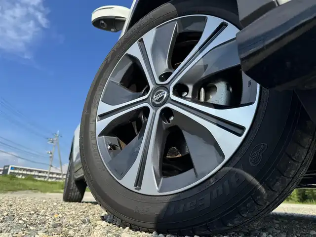 日産 キックス X ツートーンインテリアED 兵庫県 2021(令3)年 3.5万km ブリリアントホワイトパール 純正9インチナビ/全方位モニター/デジタルインナーミラー/ETC/純正OPフルエアロ(F/S/RU/R)/Bluetooth接続可/フルセグTV/レザーシート(黒/オレンジ)/プロパイロット/ステリモ/AUTOライト/ステアリングヒーター