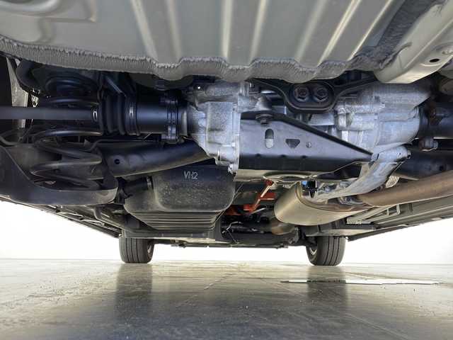 トヨタ ヴォクシー ハイブリッド S－Z 長野県 2022(令4)年 5.1万km アティチュードブラックマイカ 4WD/モデリスタエアロ/純正DA&フルセグTV&CD&DVD&BT&HDMI/トヨタセーフティセンス/アダプティブクルーズコントロール/レーントレーシングアシスト/プリクラッシュセーフティ/クリアランスソナー/パーキングサポートブレーキ/オートマチックハイビーム/ロードサインアシスト/ヘッドアップディスプレイ/デジタルインナーミラー/両側パワースライドドア/パワーバックドア/ハーフレザーシート/前席シートヒーター/ステアリングスイッチ/ステアリングヒーター/バックカメラ/ETC2.0/LEDヘッドライト/オートライト/電動格納ミラー/ウィンカーミラー/電動ホールド/オートホールド/純正16インチAW装着/純正フロアマット/プッシュスタート/スマートキー