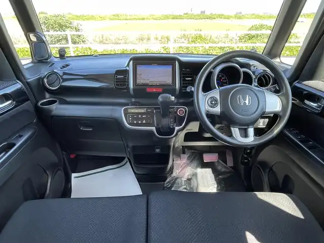 ホンダ Ｎ ＢＯＸ ＋ カスタム G Aパッケージ 佐賀県 2014(平26)年 12.9万km プレミアムホワイトパール 社外メモリーナビゲーション/・フルセグTV/CD/DVD/SD/Bluetooth/パイオニア製フロントツイーター/シティブレーキアクティブシステム/横滑り防止装置/片側パワースライドドア/ISOFIX対応/ステアリングリモコン/純正15インチアルミホイール/純正キセノンヘッドライト/純正フォグランプ/純正フロアマット/純正ドアバイザ―/取扱説明書