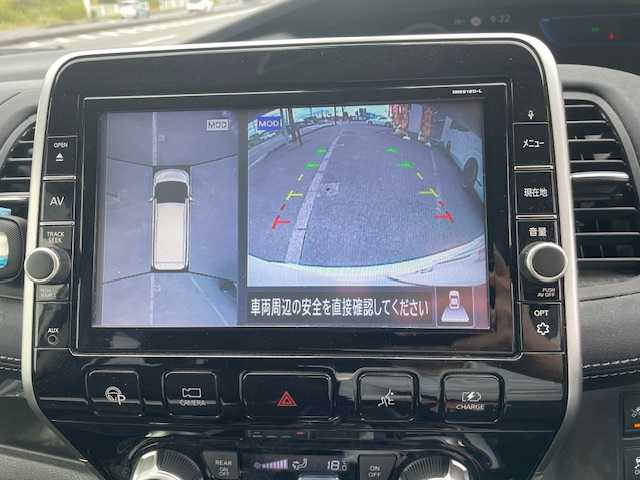 日産 セレナ e－パワー ハイウェイスター V 神奈川県 2019(平31)年 8.6万km ブリリアントホワイトパール 2トーン ワンオーナー/フルセグテレビ/フリップダウンモニター/クルーズコントロール/プッシュスタート/両側パワースライドドア/ETC