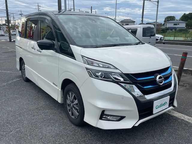日産 セレナ e－パワー ハイウェイスター V 神奈川県 2019(平31)年 8.6万km ブリリアントホワイトパール 2トーン ワンオーナー/フルセグテレビ/フリップダウンモニター/クルーズコントロール/プッシュスタート/両側パワースライドドア/ETC