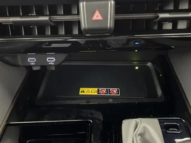 トヨタ アルファード Z 埼玉県 2025(令7)年 0.1万km プラチナホワイトパールマイカ 純正14インチナビ/ フルセグTV Bluetooth HDMI/フリップダウンモニター/パノラミックビューモニター/ムーンルーフ/ヘッドアップディスプレイ/プリクラッシュセーフティ/レーダークルーズコントロール/レーンキープアシスト/ブラインドスポットモニター/アドバンストパーク/コーナーセンサー /デジタルインナーミラー/ドライブレコーダー/両側パワースライドドア/シートヒーター/ベンチレーション/パワーバックドア/LEDオートライト/ETC2.0