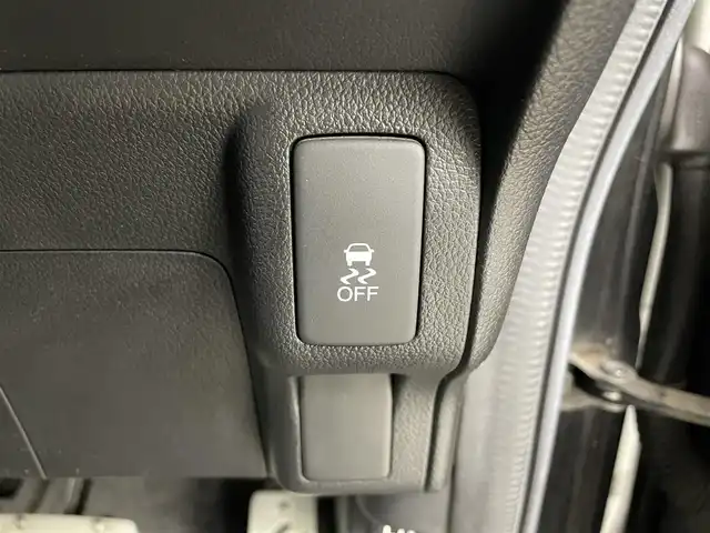 ホンダ Ｎ ＢＯＸ カスタム G ターボSSパッケージ 大分県 2014(平26)年 10.1万km クリスタルブラックパール 社外SDナビ/（フルセグ/Bluetooth/CD/DVD)/バックカメラ/クルーズコントロール/両側パワースライドドア/前方ドライブレコーダー/パドルシフト/ステアリングスイッチ/黒革調シートカバー/スマートキー・プッシュスタート/純正アルミホイール/保証書・取扱説明書