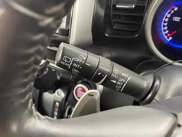 ホンダ Ｎ ＢＯＸ カスタム G ターボSSパッケージ 大分県 2014(平26)年 10.1万km クリスタルブラックパール 社外SDナビ/（フルセグ/Bluetooth/CD/DVD)/バックカメラ/クルーズコントロール/両側パワースライドドア/前方ドライブレコーダー/パドルシフト/ステアリングスイッチ/黒革調シートカバー/スマートキー・プッシュスタート/純正アルミホイール/保証書・取扱説明書