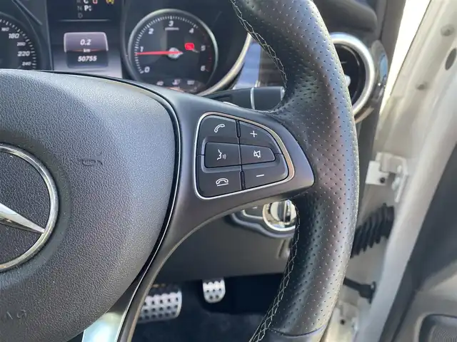 メルセデス・ベンツ Ｖ２２０ d AVGエクストラロング 福岡県 2016(平28)年 5.1万km ロッククリスタルホワイト ・アダプティブクルーズコントロール/・純正ナビ/BT/USB/HDMI/・全方位カメラ/・黒革シート/シートヒーター/エアシート/・ドライブレコーダー/・フルセグ/・ETC/・純正18AW/・LEDライト/・BLIS/・フリップダウンモニター/・保証書/・取扱説明書