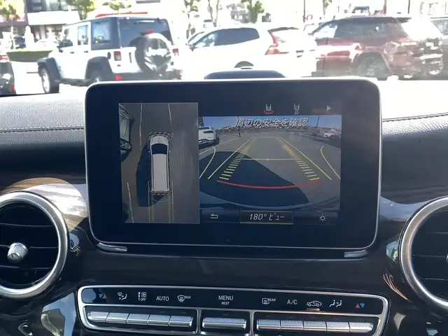 メルセデス・ベンツ Ｖ２２０ d AVGエクストラロング 福岡県 2016(平28)年 5.1万km ロッククリスタルホワイト ・アダプティブクルーズコントロール/・純正ナビ/BT/USB/HDMI/・全方位カメラ/・黒革シート/シートヒーター/エアシート/・ドライブレコーダー/・フルセグ/・ETC/・純正18AW/・LEDライト/・BLIS/・フリップダウンモニター/・保証書/・取扱説明書