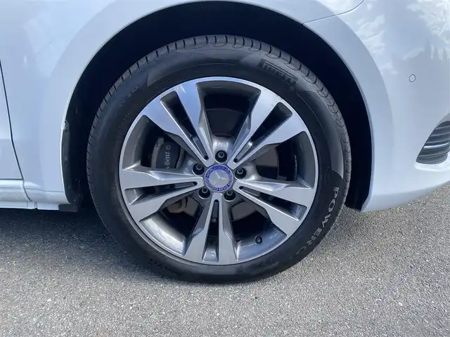 メルセデス・ベンツ Ｖ２２０ d AVGエクストラロング 福岡県 2016(平28)年 5.1万km ロッククリスタルホワイト ・アダプティブクルーズコントロール/・純正ナビ/BT/USB/HDMI/・全方位カメラ/・黒革シート/シートヒーター/エアシート/・ドライブレコーダー/・フルセグ/・ETC/・純正18AW/・LEDライト/・BLIS/・フリップダウンモニター/・保証書/・取扱説明書