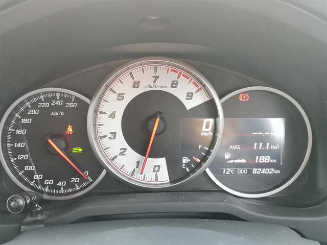 トヨタ ８６ GT 茨城県 2018(平30)年 8.3万km クリスタルホワイトパール 社外ナビ/【iPod・USB・SD・CD・DVD・TV・ラジオ・AV-IN・BT】/Bカメラ/ETC/クルコン/前後ドラレコ/6速MT/オートライト/Fフォグ/LEDライト/横滑り防止装置/プッシュスタート/スマートキー