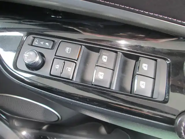 トヨタ ハリアー プレミアム アドバンスド スタイルモーヴ 千葉県 2015(平27)年 12.4万km スパークリングブラックパールクリスタルシャイン 純正メーカーナビ、フルセグTV/パノラミックビューモニター/純正オーディオ【DVD/CD/BT/SD/USB/LEDヘッドライト&LEDフォグ/JBLサウンドシステム/プリクラッシュセーフティ/レーダークルーズコントロール/レーンキープアシスト/クリアランスソナー/ウッドコンビステアリング/ナビ連動ステアリングスイッチ/パワーバックドア/ハーフレザーシート/運転席シートメモリ/前席シートヒーター&パワーシート/ETC/取扱説明書/ナビ取扱説明書/新車時保証書