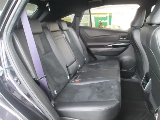 トヨタ ハリアー プレミアム アドバンスド スタイルモーヴ 千葉県 2015(平27)年 12.4万km スパークリングブラックパールクリスタルシャイン 純正メーカーナビ、フルセグTV/パノラミックビューモニター/純正オーディオ【DVD/CD/BT/SD/USB/LEDヘッドライト&LEDフォグ/JBLサウンドシステム/プリクラッシュセーフティ/レーダークルーズコントロール/レーンキープアシスト/クリアランスソナー/ウッドコンビステアリング/ナビ連動ステアリングスイッチ/パワーバックドア/ハーフレザーシート/運転席シートメモリ/前席シートヒーター&パワーシート/ETC/取扱説明書/ナビ取扱説明書/新車時保証書