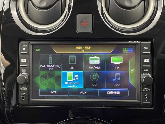 日産 ノート X 栃木県 2017(平29)年 3.1万km ダークメタルグレー 純正ナビ/（BT/CD/DVD/フルセグ/AM/FM)/バックカメラ/衝突軽減システム/車線逸脱抑制機能/横滑り防止/アイドリングストップ/ETC/ドライブレコーダー/電動格納ミラー/社外フロアマット/ステアリングスイッチ/AAC/オートライト/プッシュスタート/スマートキー/スペアキー