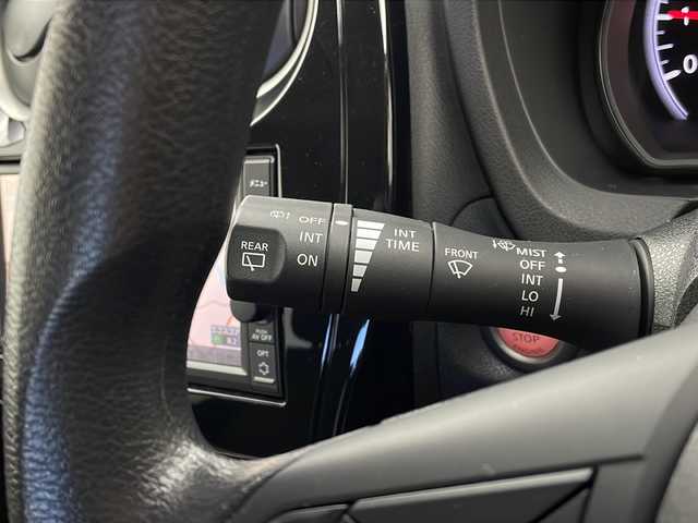 日産 ノート X 栃木県 2017(平29)年 3.1万km ダークメタルグレー 純正ナビ/（BT/CD/DVD/フルセグ/AM/FM)/バックカメラ/衝突軽減システム/車線逸脱抑制機能/横滑り防止/アイドリングストップ/ETC/ドライブレコーダー/電動格納ミラー/社外フロアマット/ステアリングスイッチ/AAC/オートライト/プッシュスタート/スマートキー/スペアキー