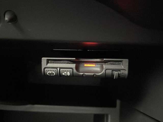 日産 ノート X 栃木県 2017(平29)年 3.1万km ダークメタルグレー 純正ナビ/（BT/CD/DVD/フルセグ/AM/FM)/バックカメラ/衝突軽減システム/車線逸脱抑制機能/横滑り防止/アイドリングストップ/ETC/ドライブレコーダー/電動格納ミラー/社外フロアマット/ステアリングスイッチ/AAC/オートライト/プッシュスタート/スマートキー/スペアキー