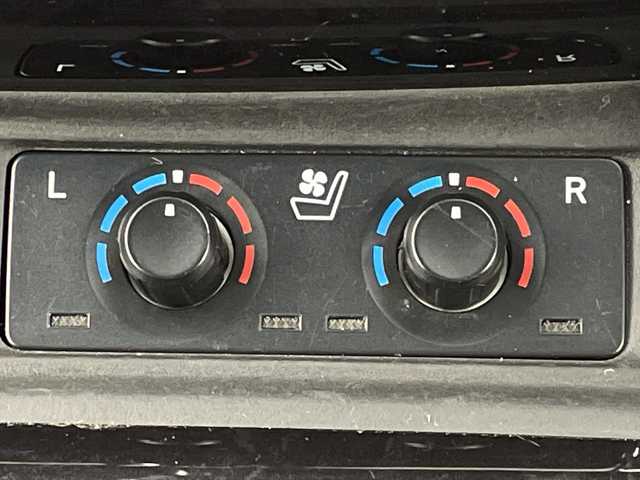 トヨタ ヴェルファイア Z Gエディション 岐阜県 2019(令1)年 3.8万km スパークリングブラックパールクリスタルシャイン サンルーフ/ALPINE11インチナビ（BIG-X）/　(AM/FM/CD/DVD/Bluetooth/フルセグTV)/ALPINEフリップダウンモニター（BIG-X）/バックカメラ/プリクラッシュセーフティ/ブラインドスポットモニター/レーンキープアシスト/コーナーセンサー/レーダークルーズコントロール/オートハイビーム/デジタルインナーミラー/ドライブレコーダー前後/ETC/革シート/シートヒーター/パワーシート/エアシート/シートメモリ/ハンドルヒーター/電動パーキングブレーキ/LEDヘッドライト/純正アルミホイール/純正フロアマット