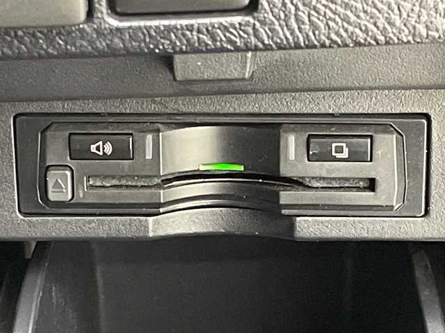 トヨタ ヴェルファイア Z Gエディション 岐阜県 2019(令1)年 3.8万km スパークリングブラックパールクリスタルシャイン サンルーフ/ALPINE11インチナビ（BIG-X）/　(AM/FM/CD/DVD/Bluetooth/フルセグTV)/ALPINEフリップダウンモニター（BIG-X）/バックカメラ/プリクラッシュセーフティ/ブラインドスポットモニター/レーンキープアシスト/コーナーセンサー/レーダークルーズコントロール/オートハイビーム/デジタルインナーミラー/ドライブレコーダー前後/ETC/革シート/シートヒーター/パワーシート/エアシート/シートメモリ/ハンドルヒーター/電動パーキングブレーキ/LEDヘッドライト/純正アルミホイール/純正フロアマット