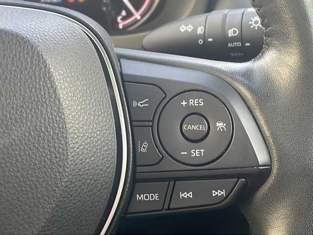 トヨタ ＲＡＶ４ アドベンチャー 長野県 2021(令3)年 5.7万km アティチュードブラックマイカ サンルーフ/アルパインメモリナビ/FM・AM・DVD・CD・フルセグTV/Bluetooth Audio/バックカメラ/スタッドレスタイヤ積み込み（社外アルミホイール）/JAOS Selected by MODELLISTA/バンパープロテクター・サイドプロテクター/前後ドライブレコーダー(Y-210R)/アドベンチャー専用ルーフレール/純正19インチアルミホイール/レーダークルーズコントロール/レーントレーシングアシスト/ブラインドスポットモニター/オートマチックハイビーム/前後コーナーセンサー/デジタルインナーミラー/トヨタセーフティセンス/ダウンヒルコントロール/ロードサインアシスト/ステアリングヒーター/前席シートヒーター/革巻きステアリング/TRDマッドガード/ベンチレーション/電動格納シート/電動パーキング/黒レザーシート/オートホールド/LEDヘッドライト/社外フロアマット/プッシュスタート/電動格納ミラー/ウィンカーミラー/マフラーカッター/オートライト/スマートキー/ドアバイザー/フォグランプ/スペアキー/取扱説明書/保証書/ETC